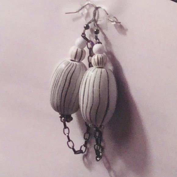 ‘Vintage Meets Modern’ Pewter Earrings - Picture 6 of 6